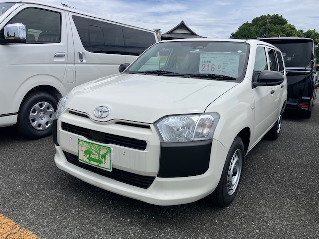 Toyota Probox Van 1