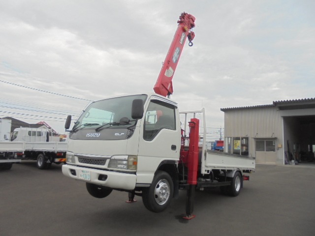 Isuzu Elf 1