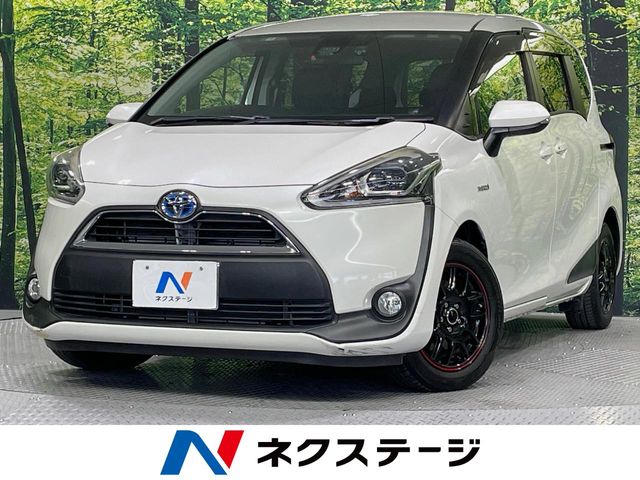 Toyota Sienta 1
