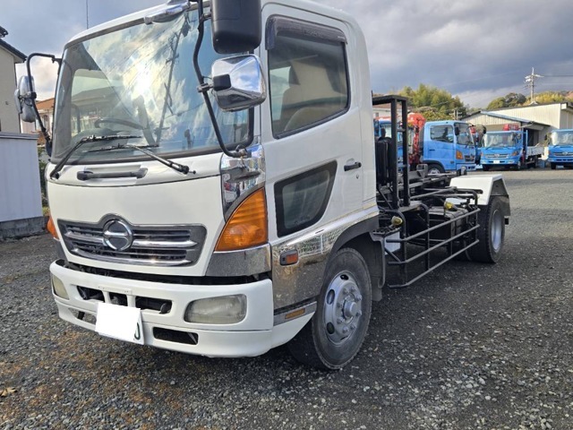 2002 Hino Ranger