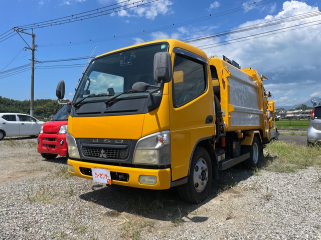 Mitsubishi Fuso Canter 1