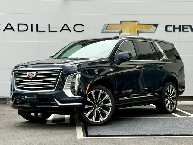 Cadillac Escalade Platinum 4WD certified pre-owned vehicle from a regular dealer, Galactic Gray, beige leather, 416ps V8 OHV, AKG 36 speakers, 55-inch display, Rear Seat Monitor, panoramic sunroof, night vision, refrigerator, genuine 24-inch wheels
