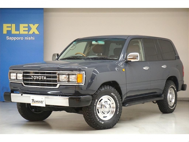 Toyota Land Cruiser 100 2