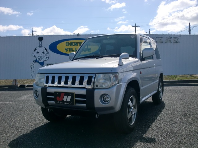 Mitsubishi Pajero Mini 1