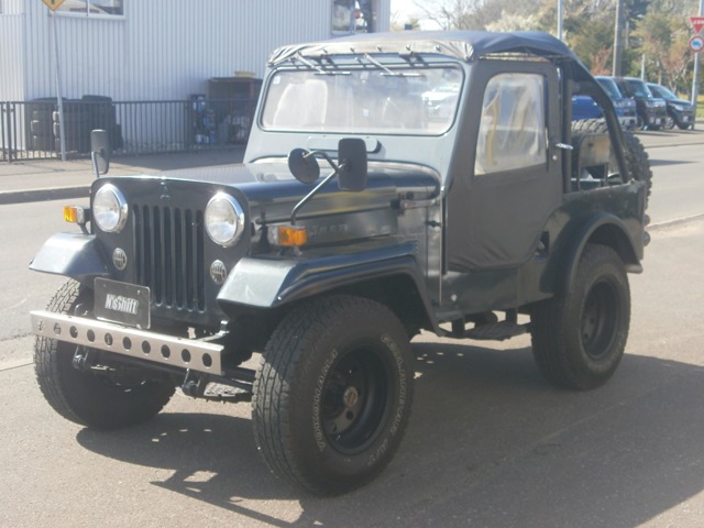 Mitsubishi Jeep 1