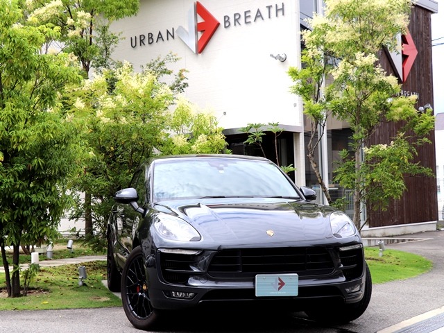 Porsche Macan 1