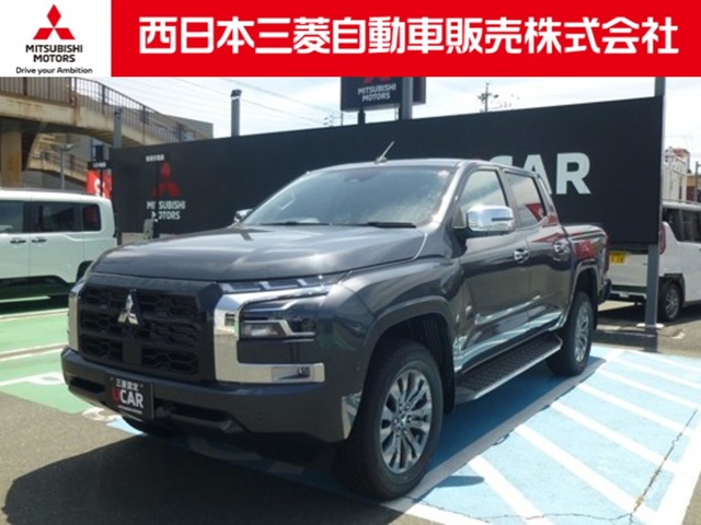 Mitsubishi Triton 1