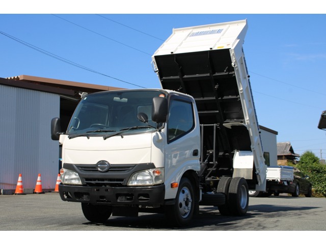 Hino Dutro 1