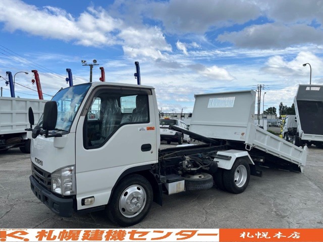 Isuzu Elf 1