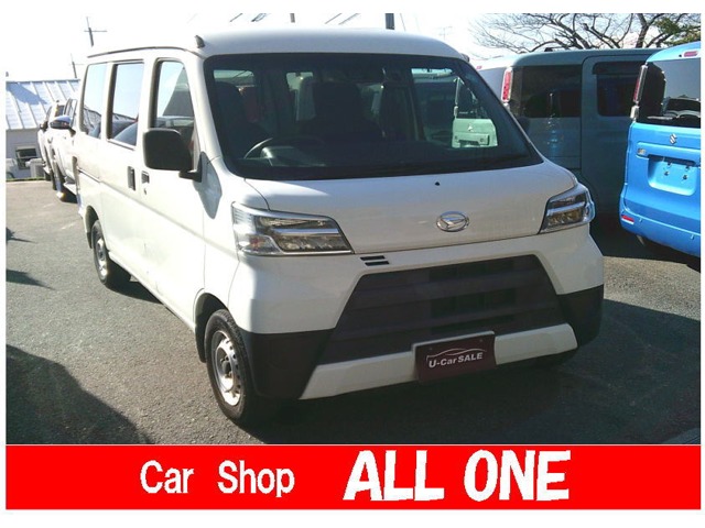 Daihatsu Hijet Cargo 1