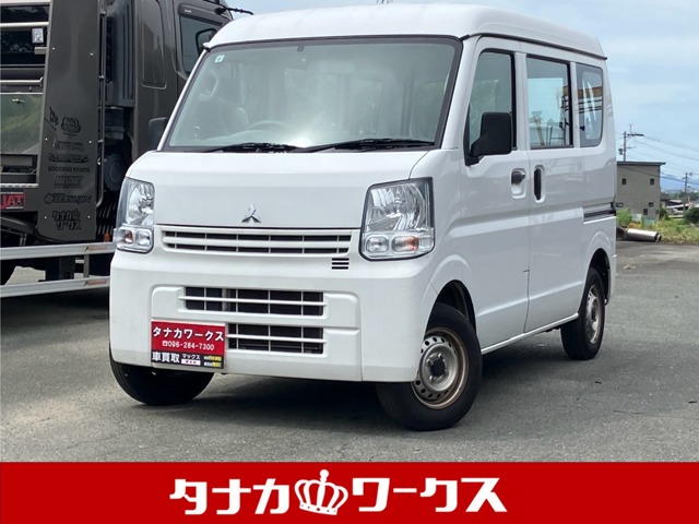 Mitsubishi Minicab Van 1