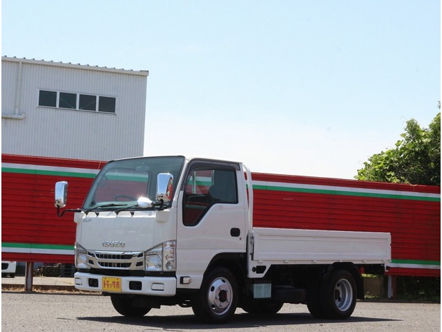 Isuzu Elf 1