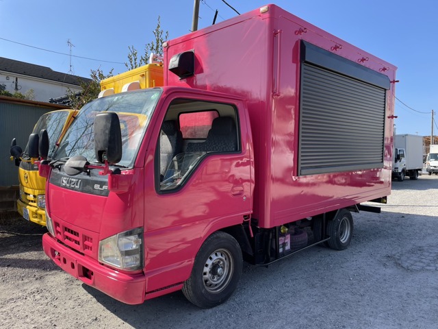 2009 Isuzu Elf