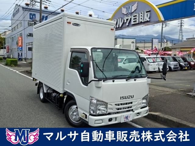Isuzu Elf 1