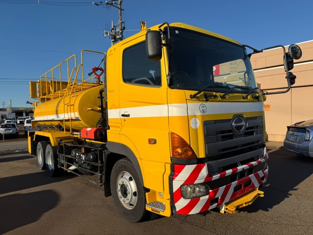 2007 Hino Profia