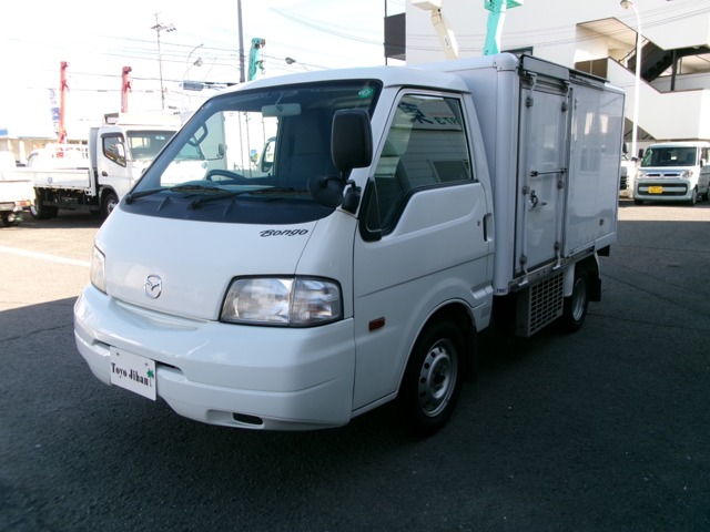 Mazda Bongo Truck 1