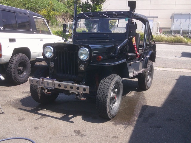 Mitsubishi Jeep 1