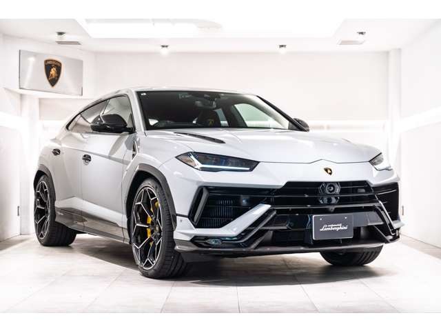 Lamborghini Urus Performante 4WD RHD Grigio Hati Adpersonam Interior