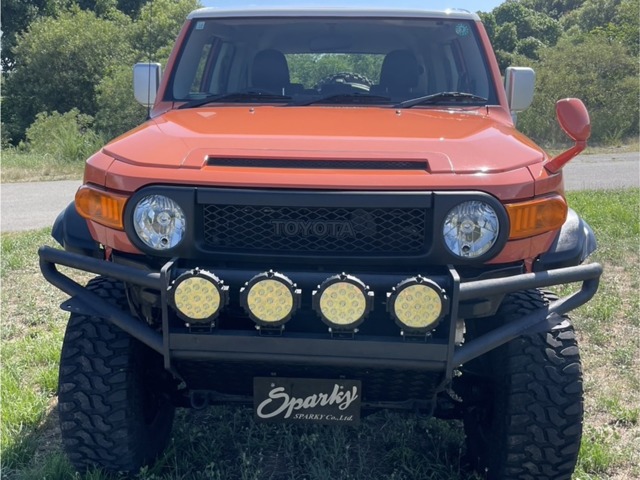 Toyota FJ Cruiser 2