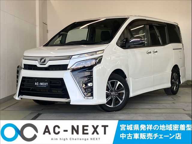 Toyota Voxy 1
