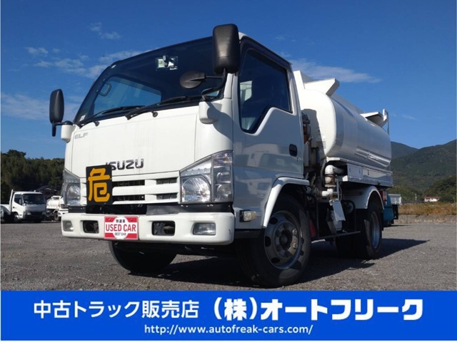 Isuzu Elf 1