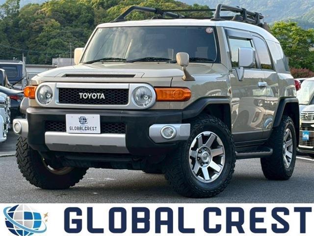 Toyota FJ Cruiser 2
