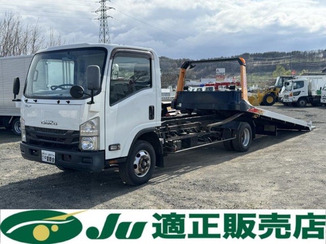 Isuzu Elf 1