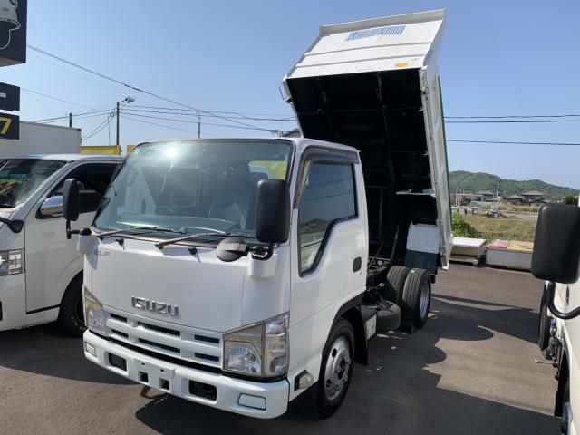 Isuzu Elf 1