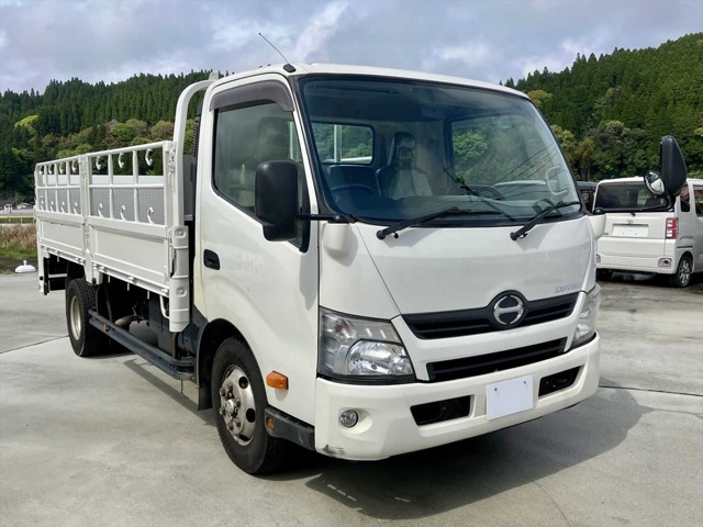 2013 Hino Dutro