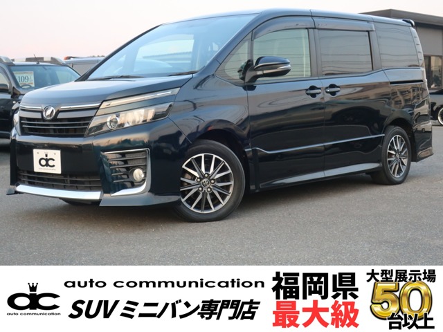 Toyota Voxy 1