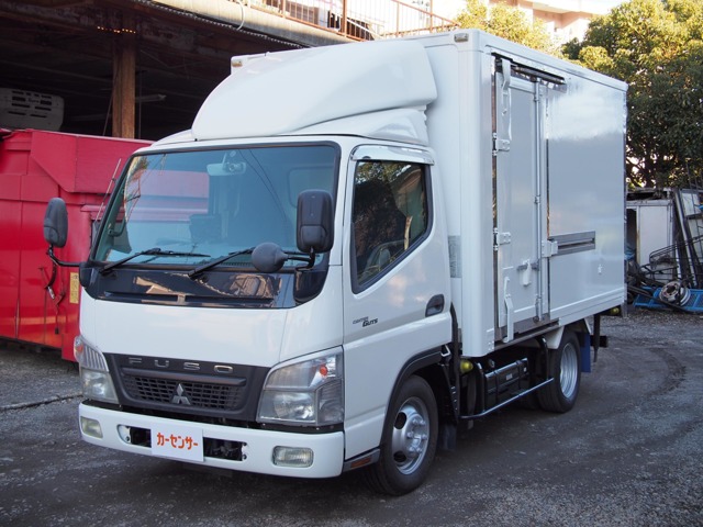 2009 Mitsubishi Fuso Canter Guts