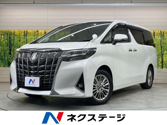 Toyota Alphard 1