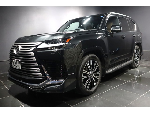 Lexus LX 1