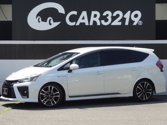 Toyota Prius α 1