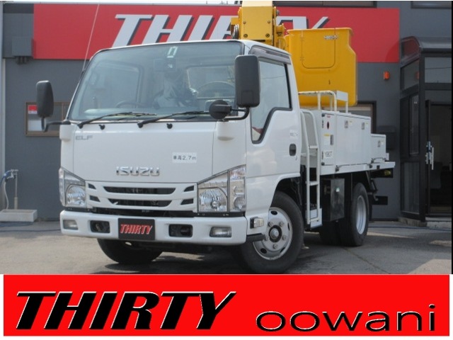 Isuzu Elf 1