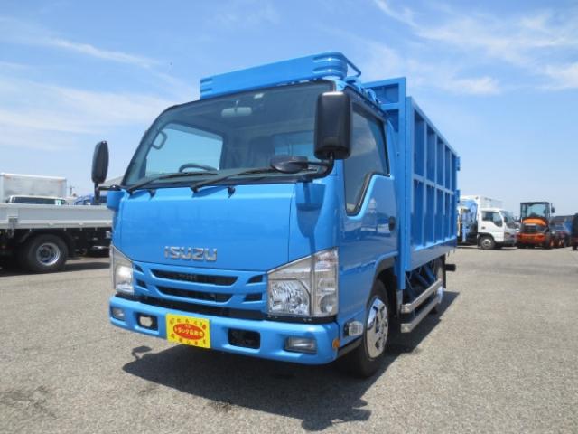 Isuzu Elf 1