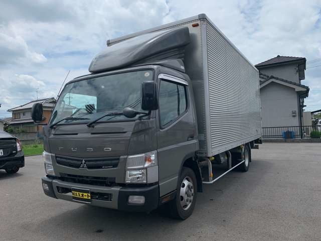 Mitsubishi Fuso Canter 1