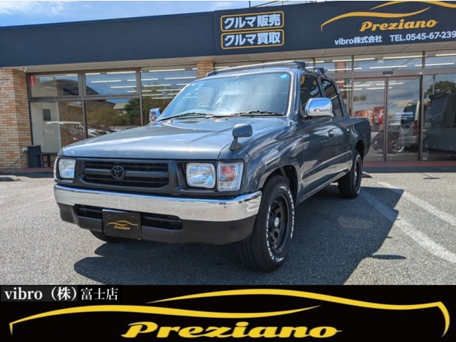 Toyota Hilux 1