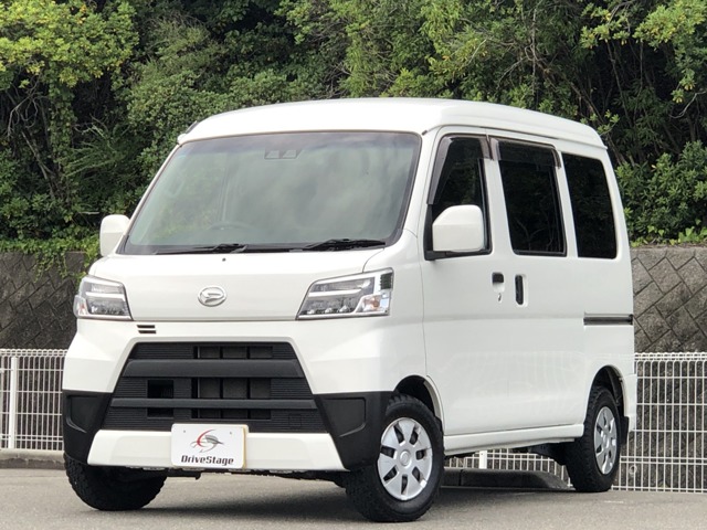 Daihatsu Hijet Cargo 1