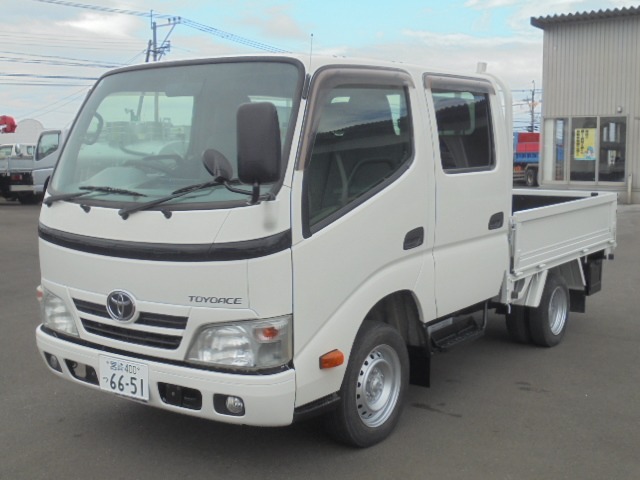 Toyota Toyoace 1