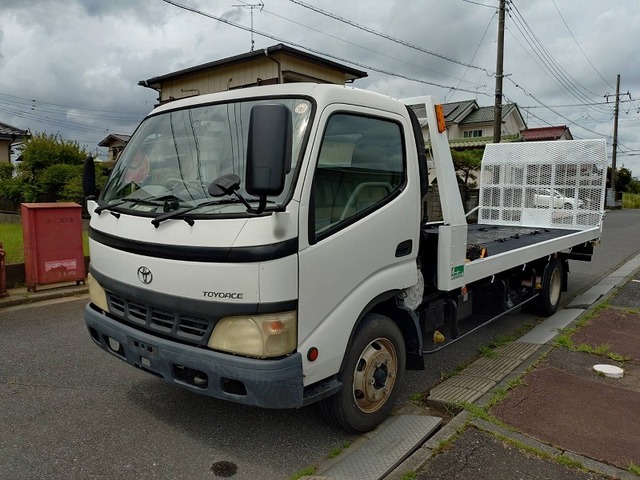 Toyota Toyoace 1