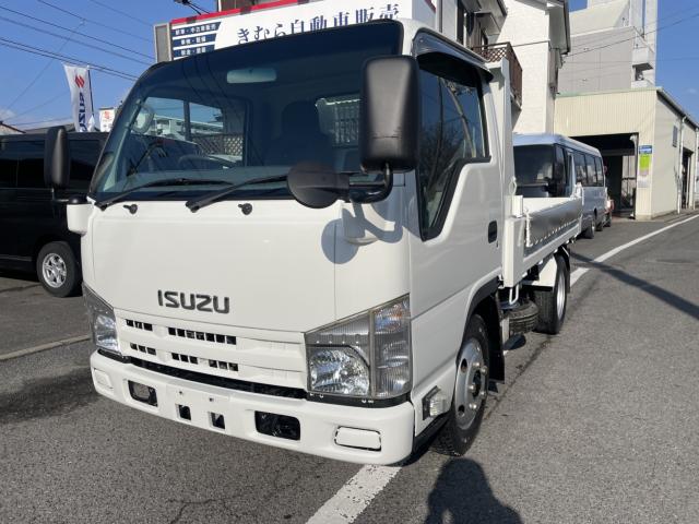 2011 Isuzu Elf