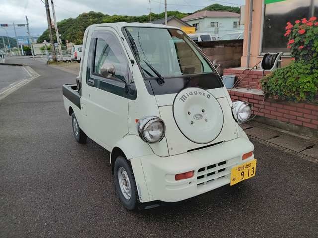 Daihatsu Midget II 1