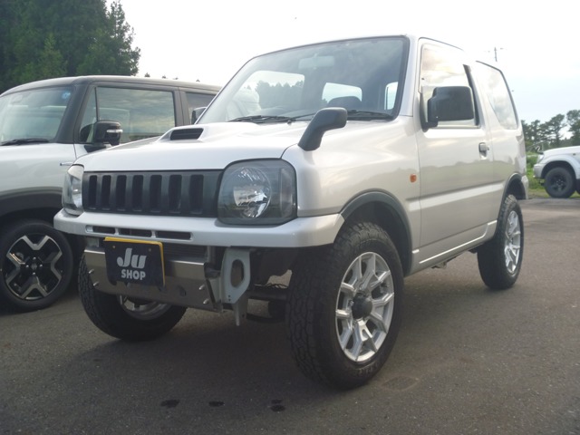 Suzuki Jimny 1