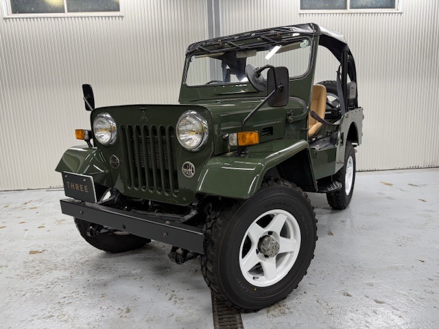 Mitsubishi Jeep 1