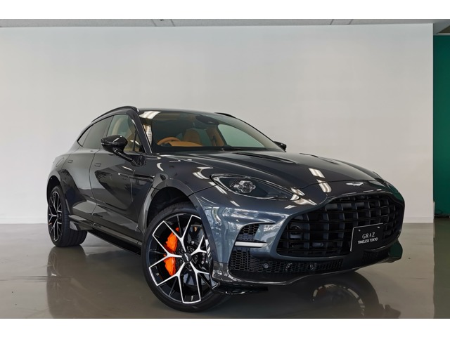 Aston Martin DBX 1
