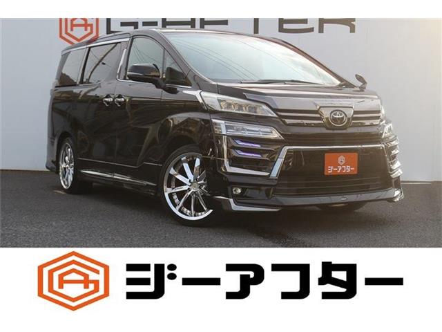 Toyota Vellfire 1
