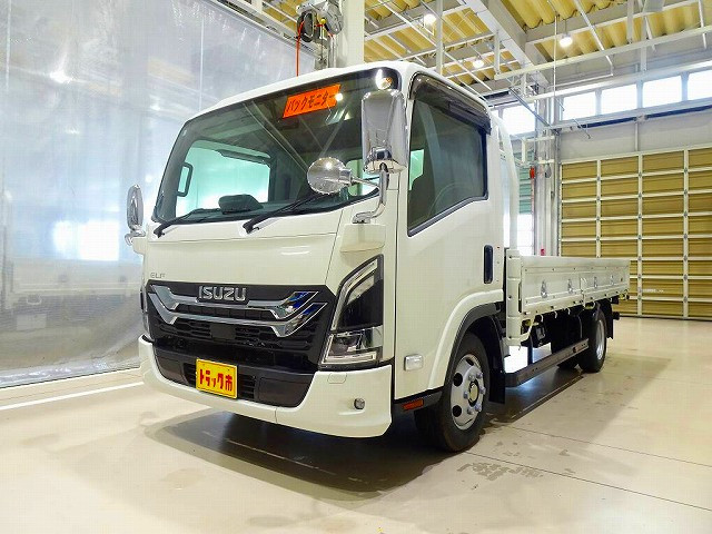 2023 Isuzu Elf