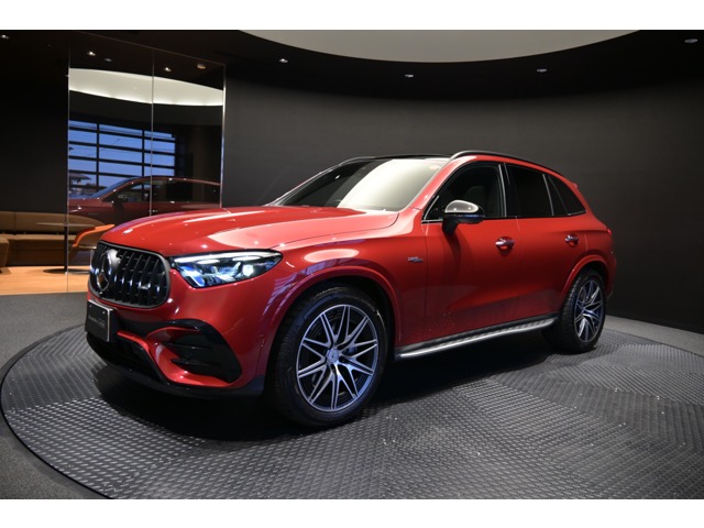 2025 Mercedes-Benz GLC