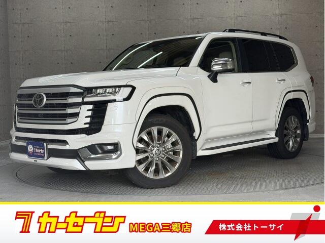 Toyota Land Cruiser 300 2